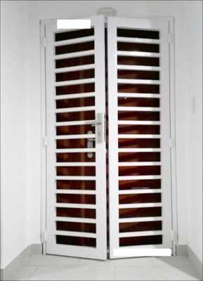 Mẫu cửa sắt 2 cánh đẹp 6