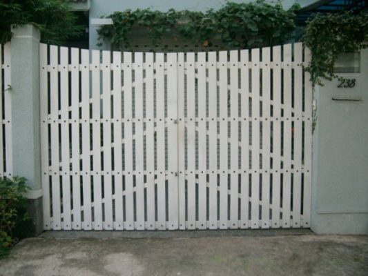 Mẫu cửa sắt 2 cánh đẹp 9