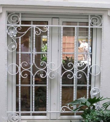 Khung sắt cửa sổ nghệ thuật mẫu 9
