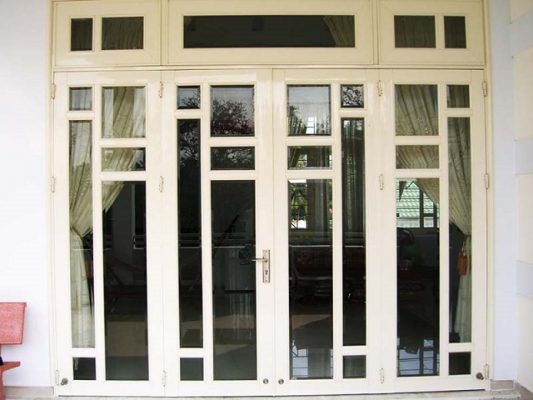 Mẫu cửa sắt pano 4 cánh đẹp 10