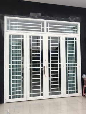 Mẫu cửa sắt pano 4 cánh hiện đại 7